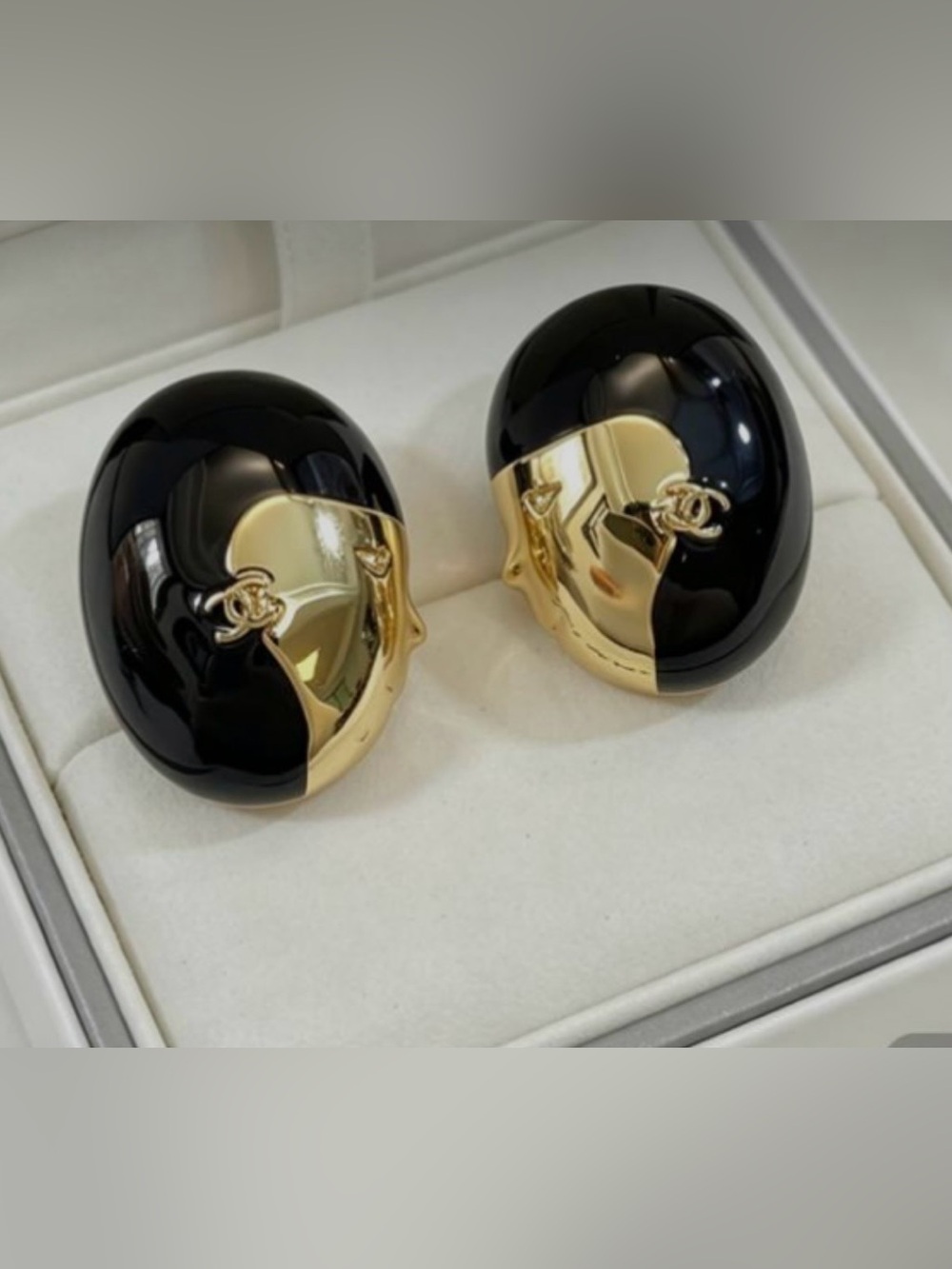 Metiers D’Art 2026 Face Side Profile Earrings